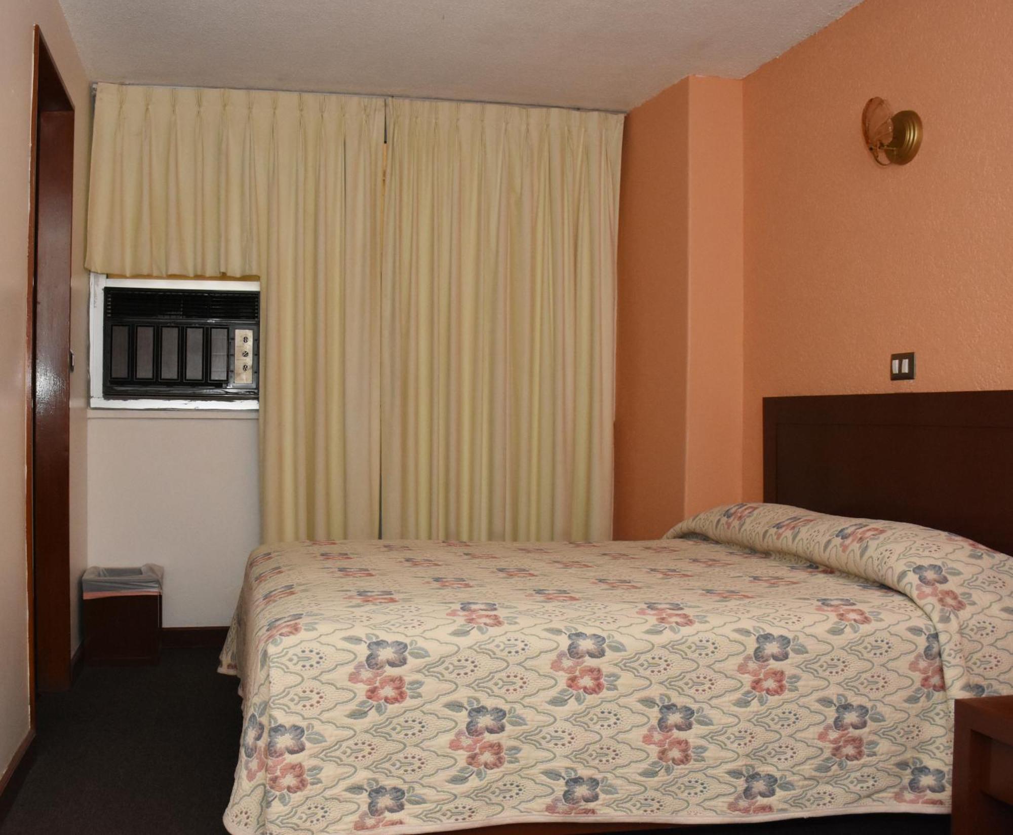 Hotel Maria Victoria Ксалапа Стая снимка